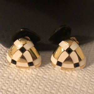Vintage 80s -90s Joan Rivers clip earrings